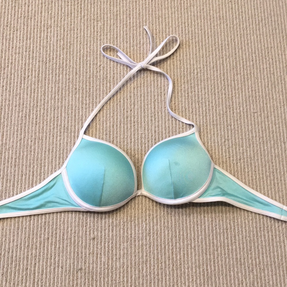 VS PUSH UP BIKINI TOP